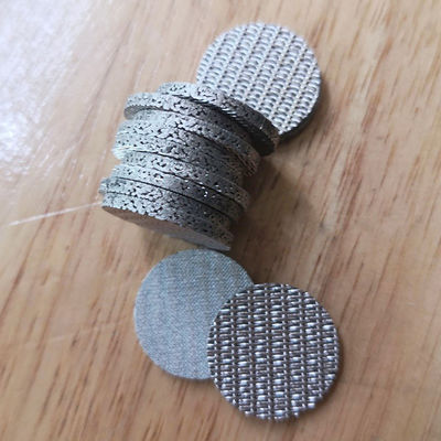 Perforated Metal Sintered Wire Mesh 5cm-100cm Width Good Permeability