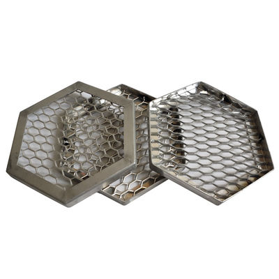 Stainless Steel Expanded Metal Mesh  Variety Opening Sizes  Silver Roll Type
