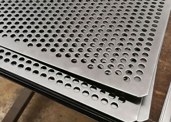 316 304 Stainless Steel Perforated Metal Mesh Porous Uniform Sound Abatement